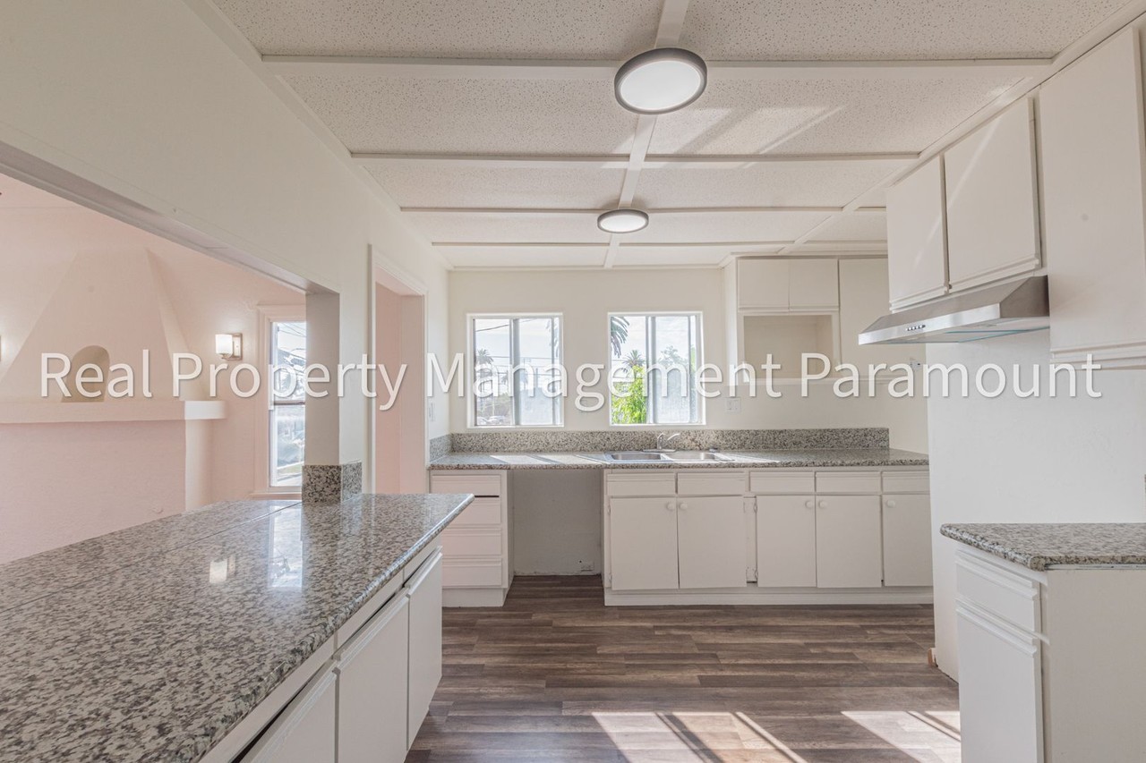 5107 Westhaven St - Photo 7 of 18