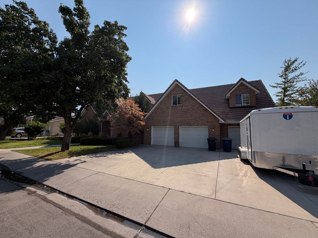 479 S Palisade Dr - Photo 2 of 50