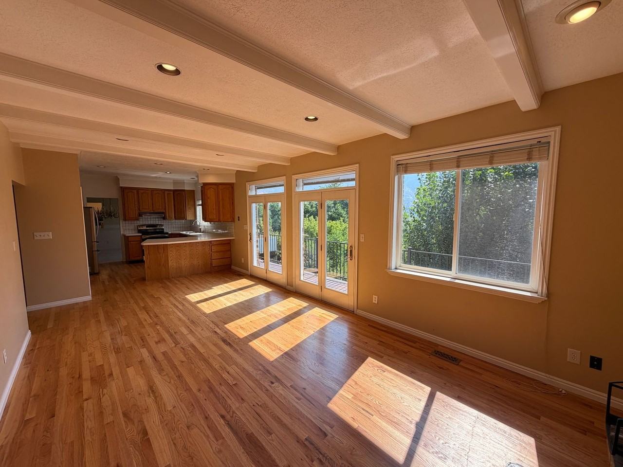 479 S Palisade Dr - Photo 5 of 50