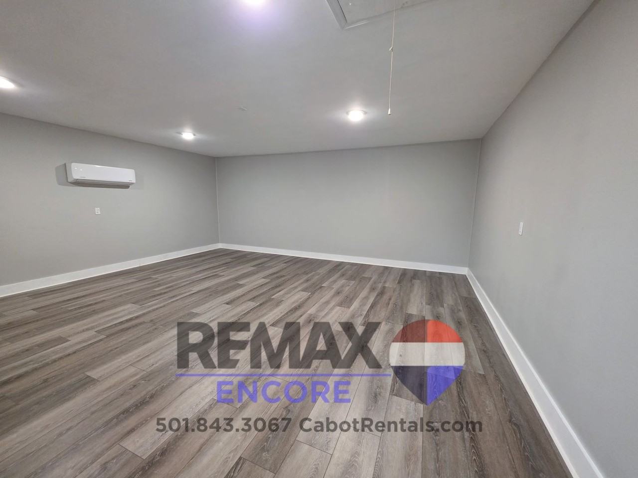 2107 S 2nd St - Photo 5 of 12