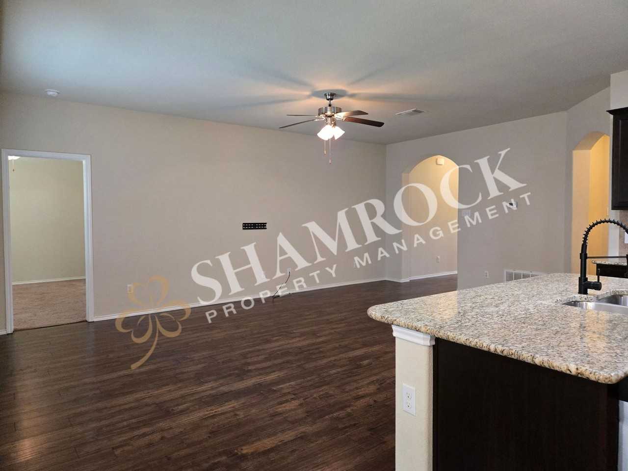 3208 Jackal Dr - Photo 5 of 17