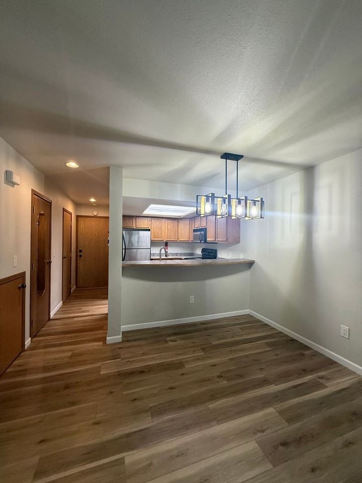 2805 Cowles St #3 - Photo 2 of 14