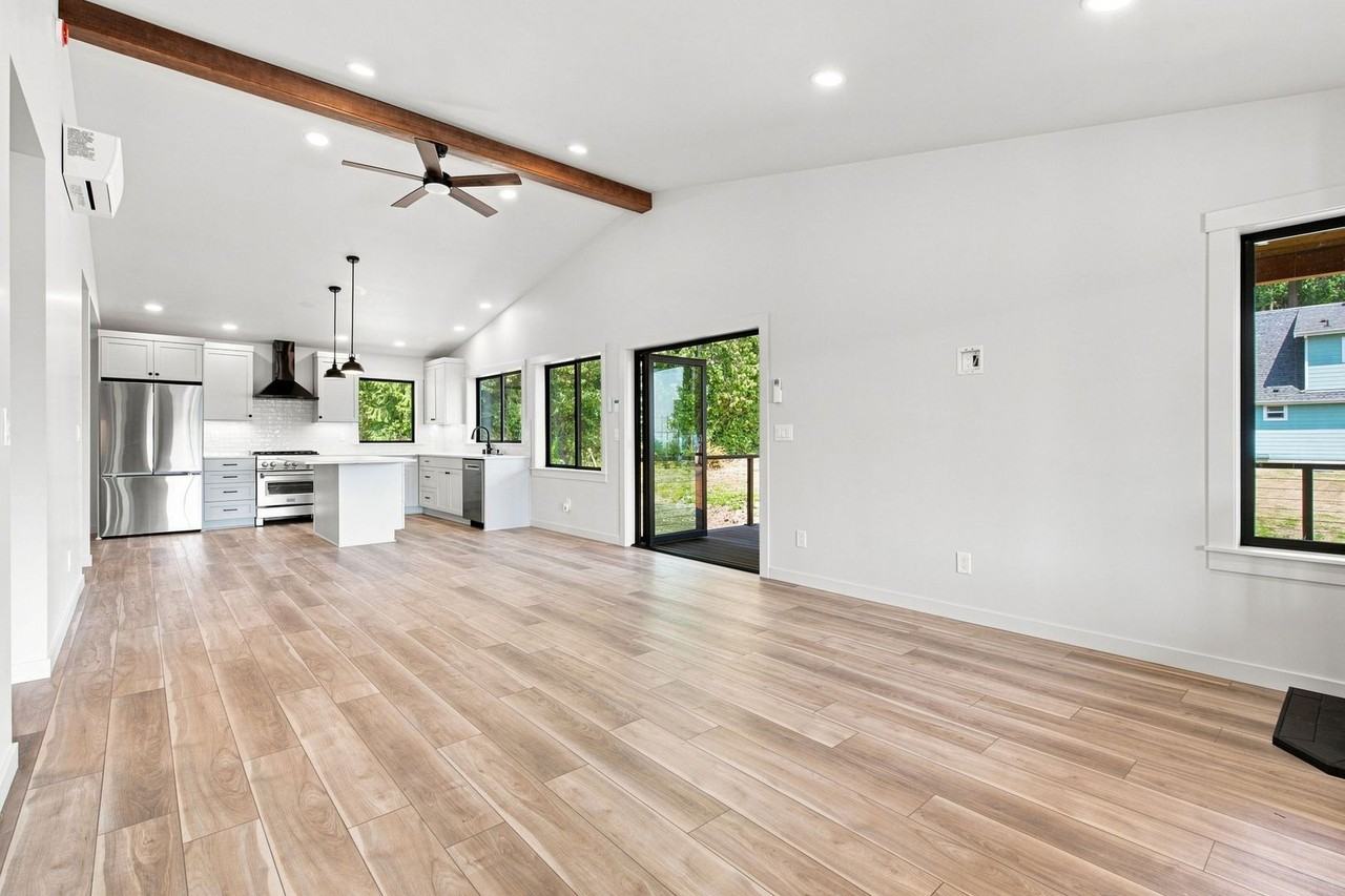 17697 Angeline Avenue South Ne - Photo 4 of 26