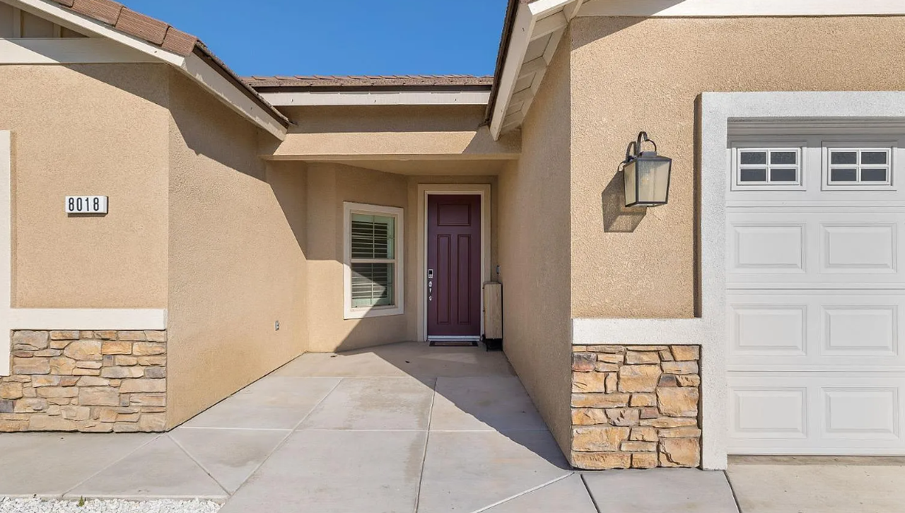 8018 Cuyama River St - Photo 3 of 42