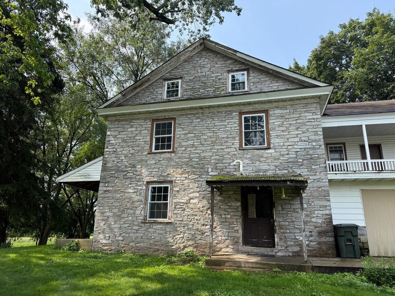 2500 Brandt Rd - Photo 2 of 11