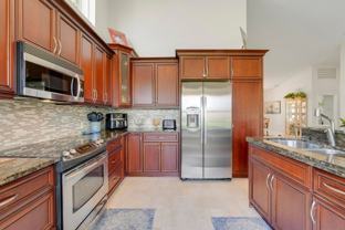 7136 Ashford Ln - Photo 1 of 1