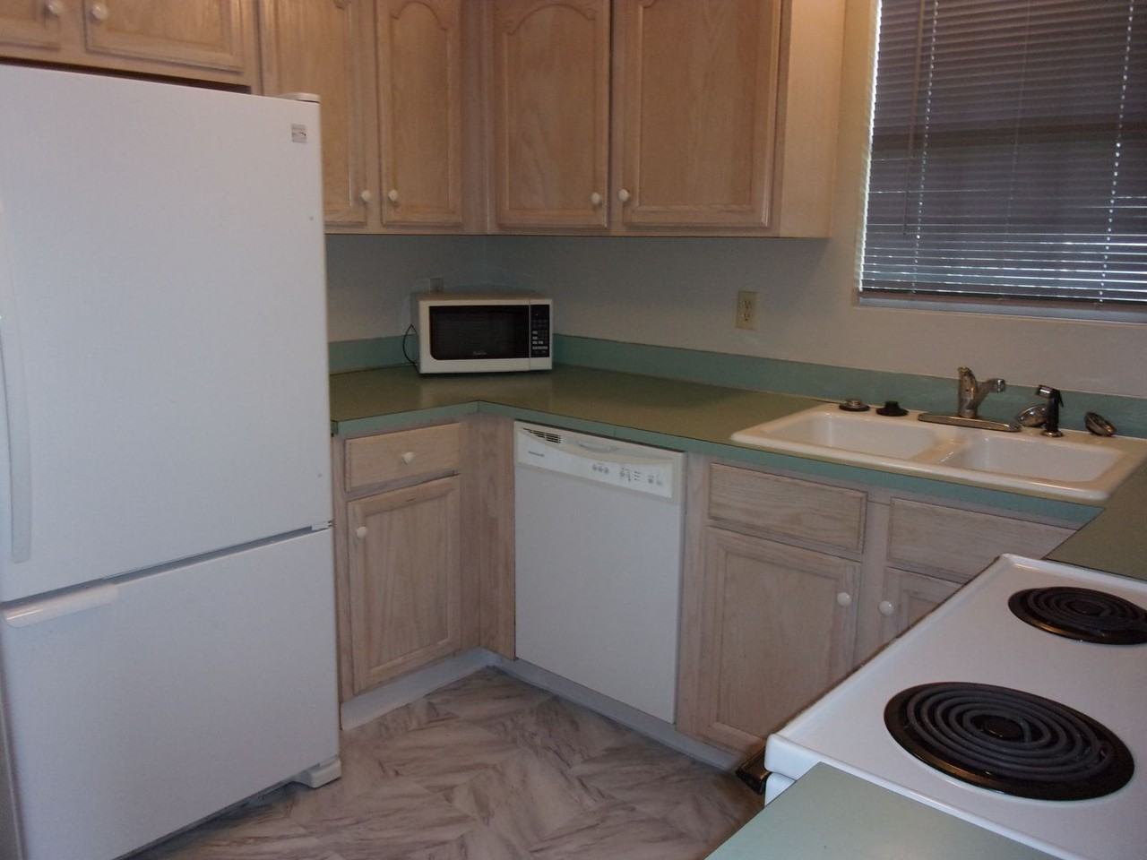 1073 Cherry Meadow Ln - Photo 6 of 14