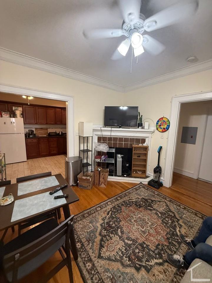 25 Park Vale Ave - Photo 2 of 15
