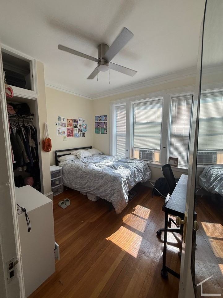 25 Park Vale Ave - Photo 7 of 15