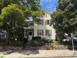 featured image of 76 Pleasant St