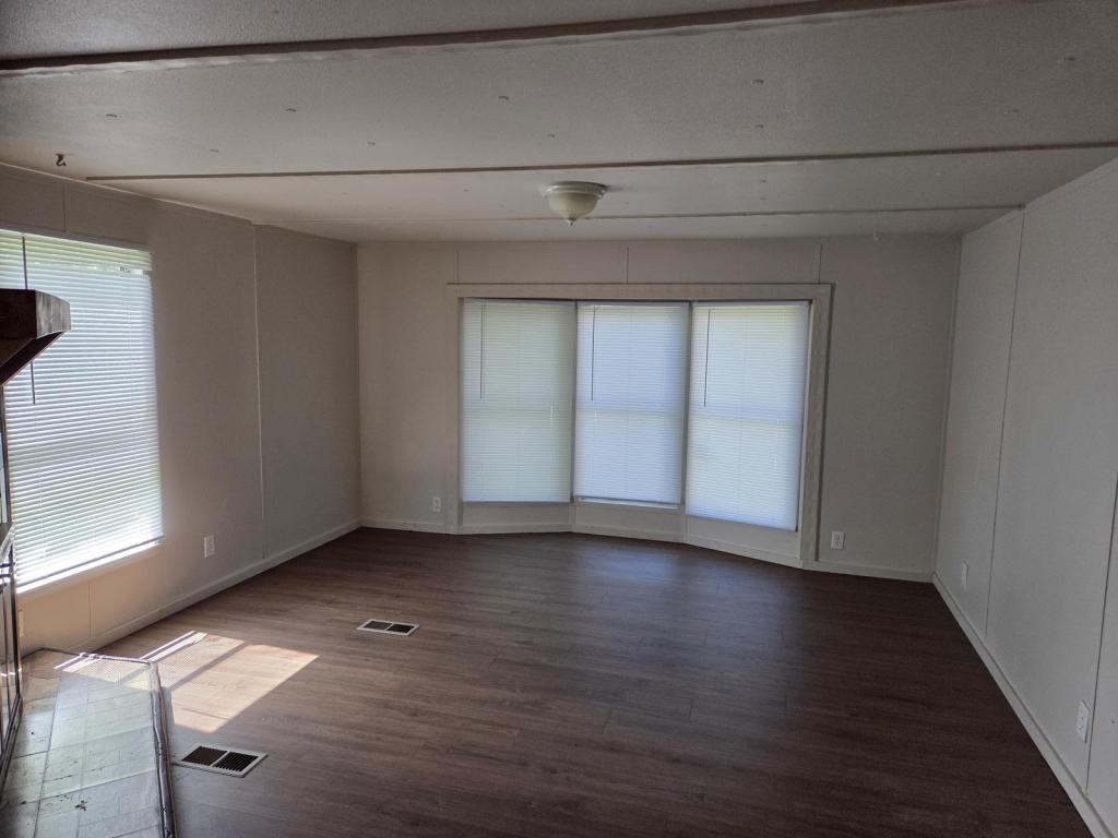 9102 N Double Rock Rd - Photo 4 of 9