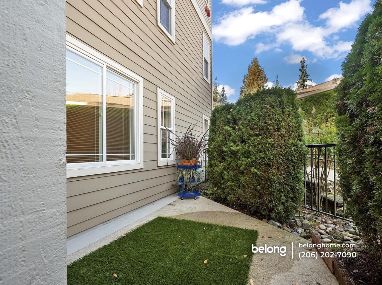 107 164th St Se #1-101 - Photo 2 of 9