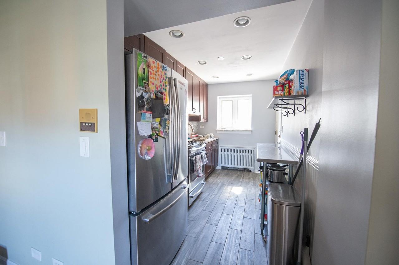 524 Michigan Ave #1S - Photo 3 of 14