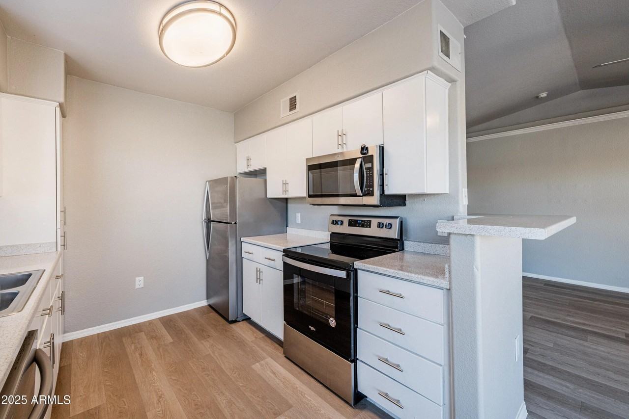 5151 E Guadalupe Rd #C1 - Photo 3 of 23