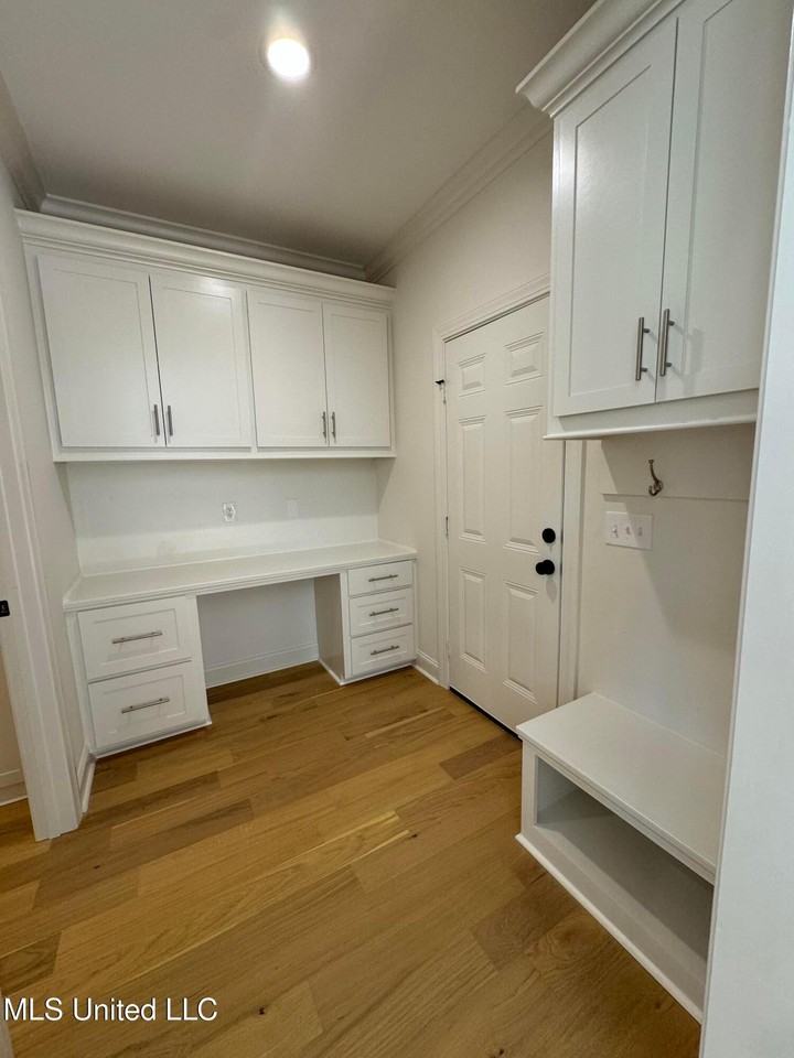 412 Butternut Dr - Photo 6 of 12
