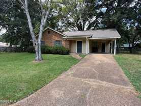 1695 Ravenwood Ln - Photo 1 of 1