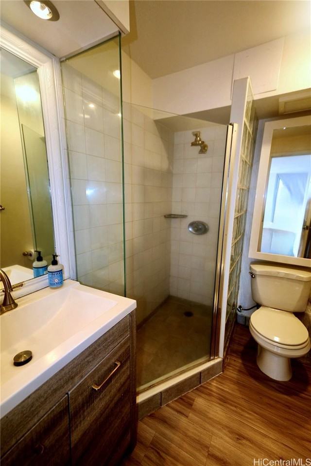 2421 Tusitala St #2002 - Photo 5 of 8