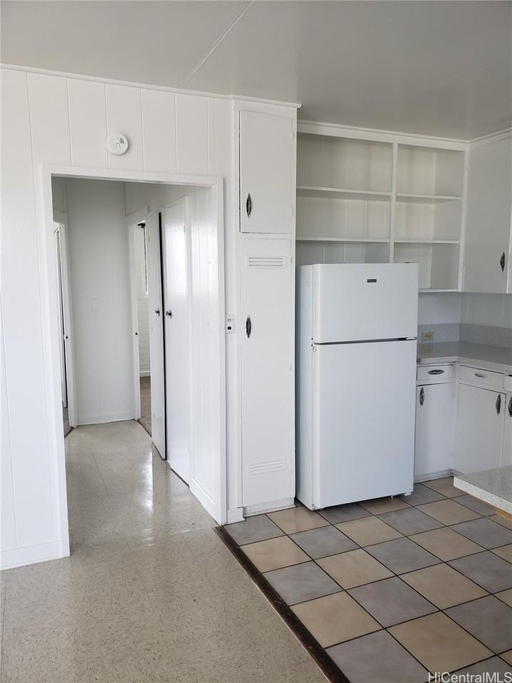 141 Kihapai St #1 - Photo 4 of 10
