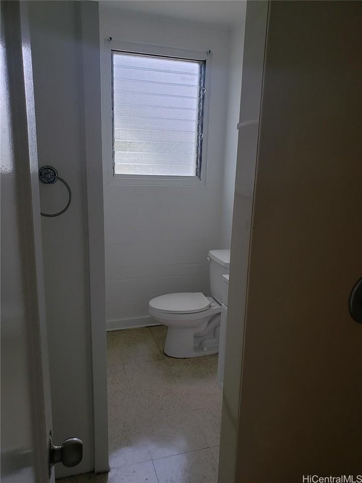 141 Kihapai St #1 - Photo 5 of 10