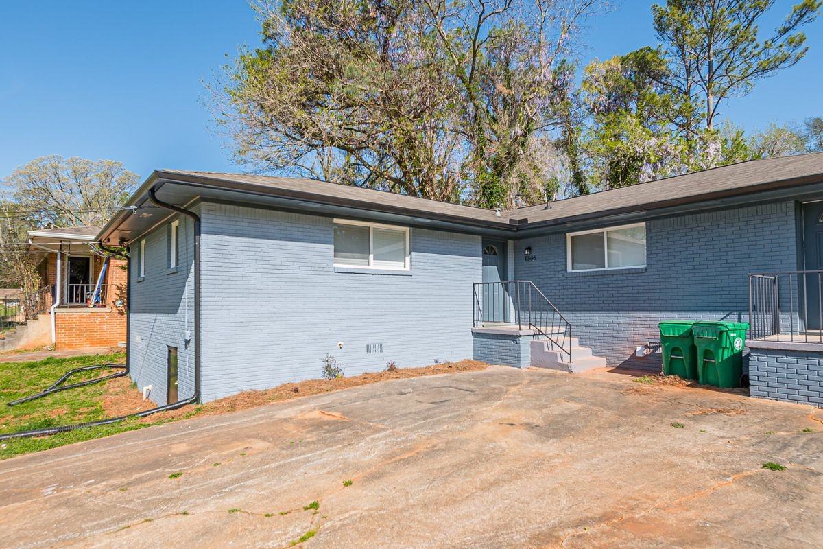 1506 Janmar Dr - Photo 5 of 25