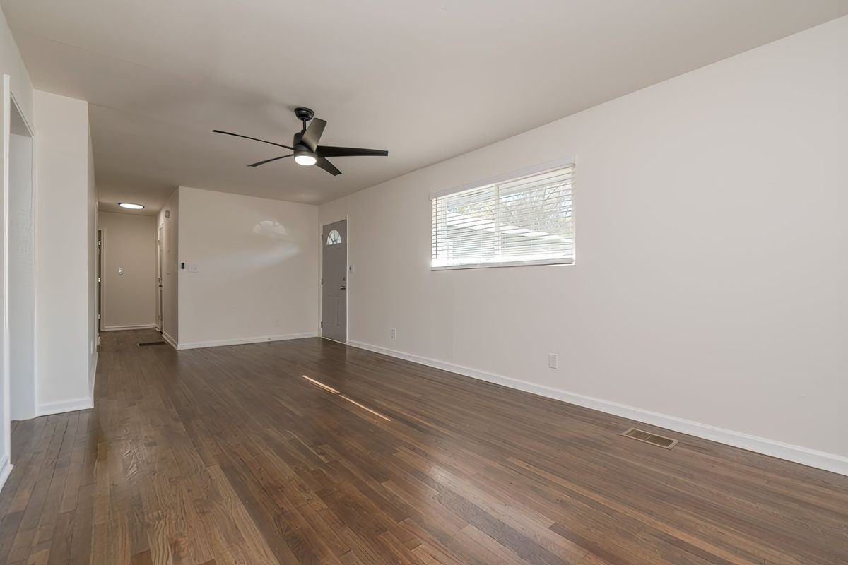 1506 Janmar Dr - Photo 6 of 25