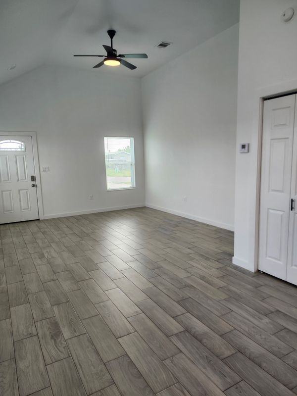 1418 Road 5607 - Photo 3 of 9