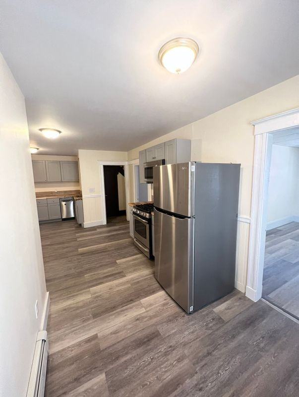 16 Park St - Photo 4 of 10