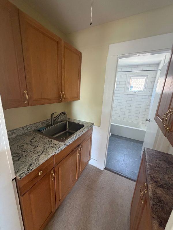 8 Wilson St - Photo 4 of 8