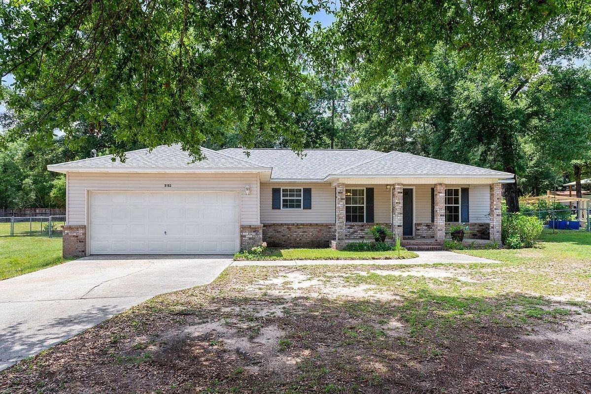 5163 Jolene Cir - Photo 2 of 26