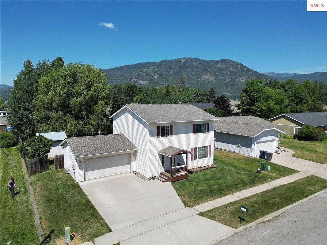 2301 Aspen Way - Photo 2 of 25