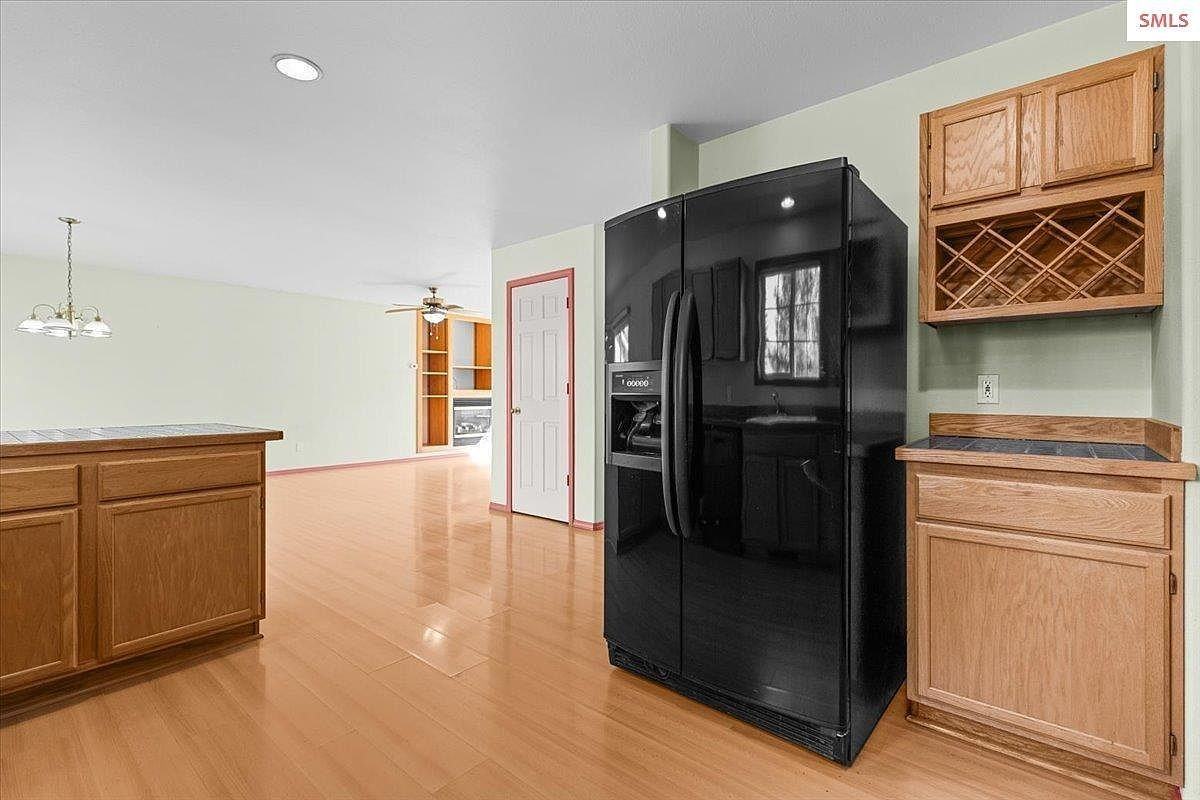 2301 Aspen Way - Photo 7 of 25