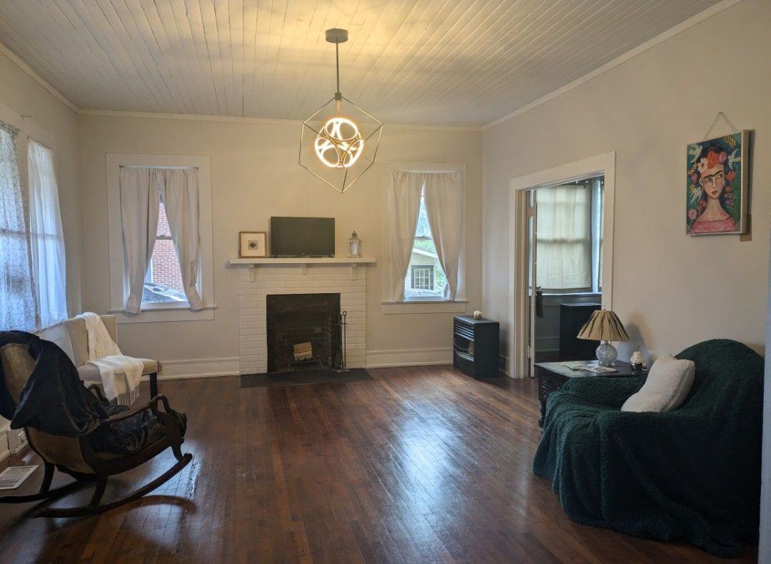 306 E Gordon St - Photo 5 of 18