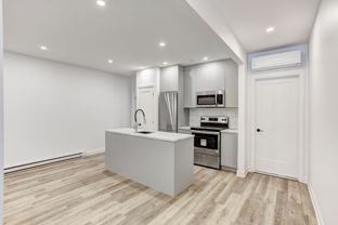 2376 Chapleau - Photo 1 of 1