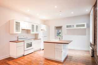 1417 Argyle - Photo 1 of 1