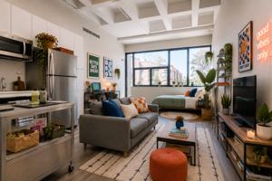 featured image of 735 W Wisconsin Ave