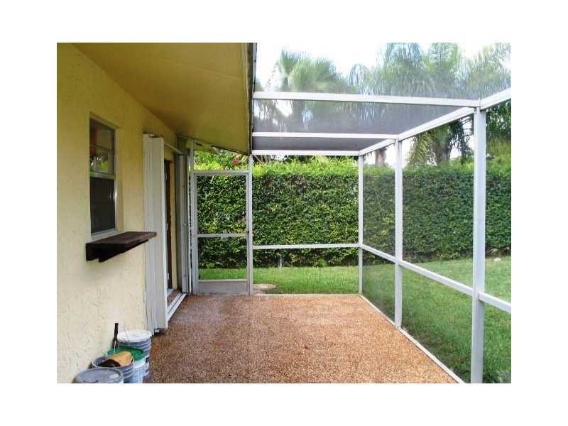 11223 SW 112th Terrace - Photo 2 of 5