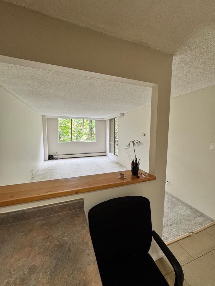 2012 Fullerton Avenue #501 - Photo 3 of 13