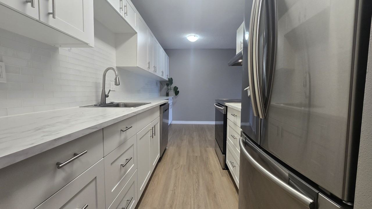 1448 Fir St #301 - Photo 2 of 31