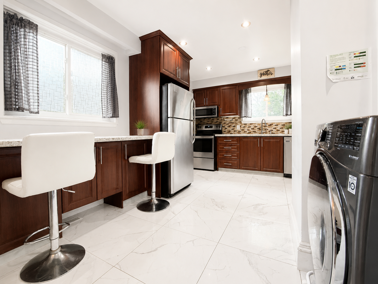 70 Jill Cres - Photo 2 of 25