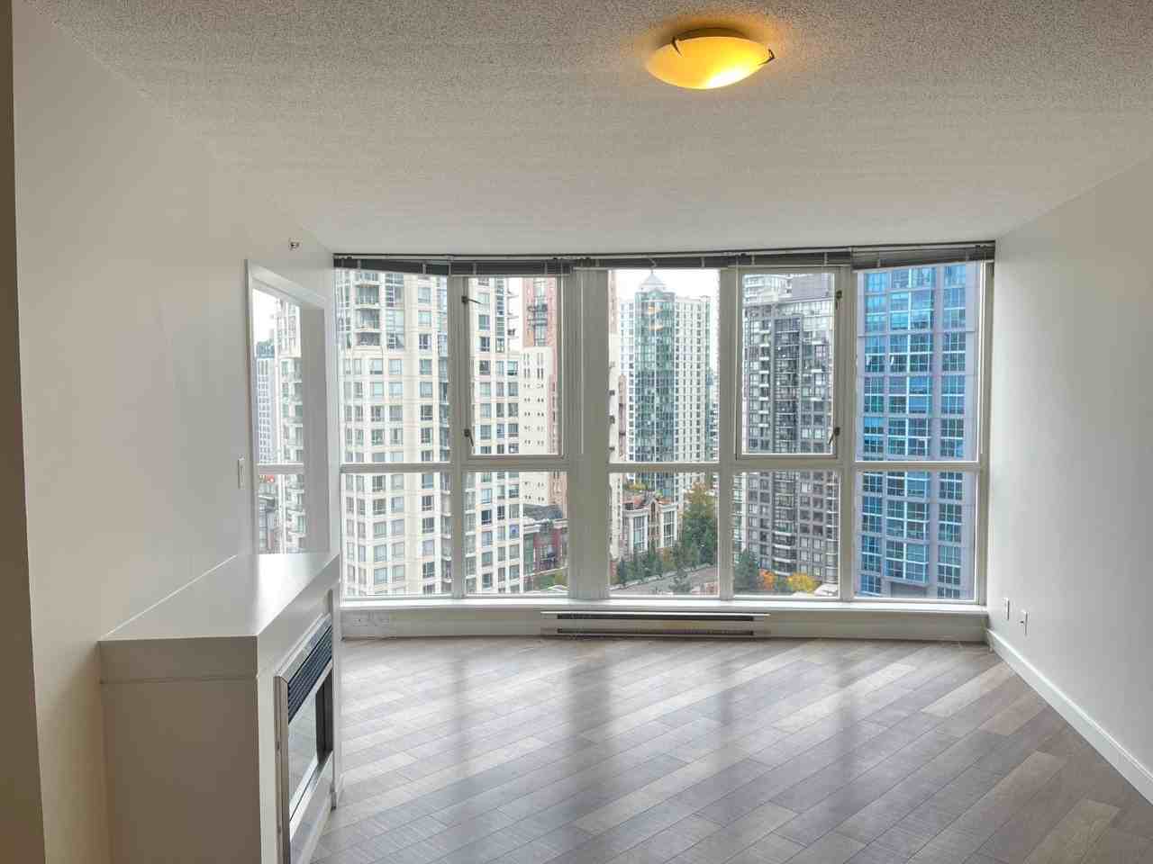1199 Seymour St #1506 - Photo 5 of 19