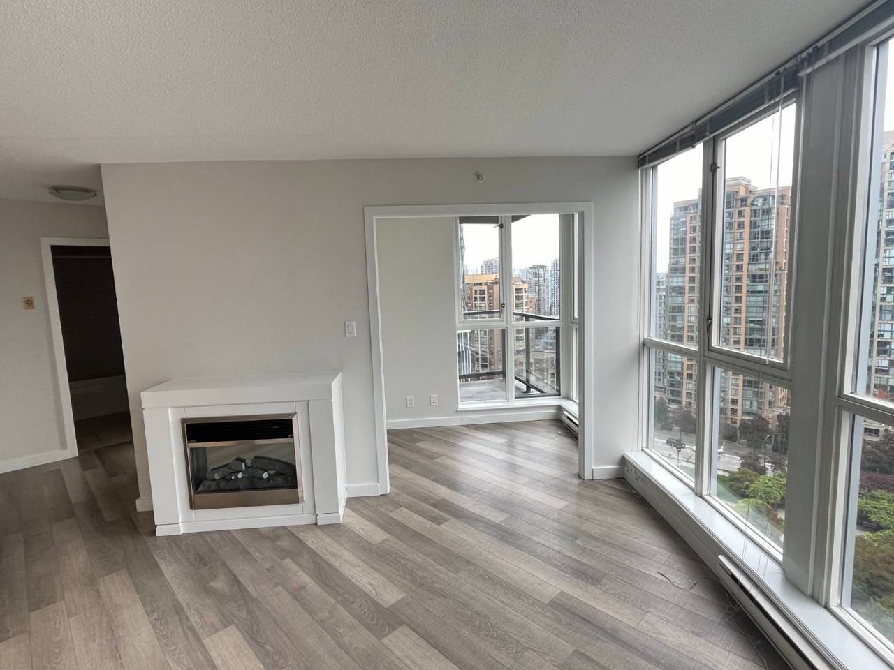 1199 Seymour St #1506 - Photo 6 of 19