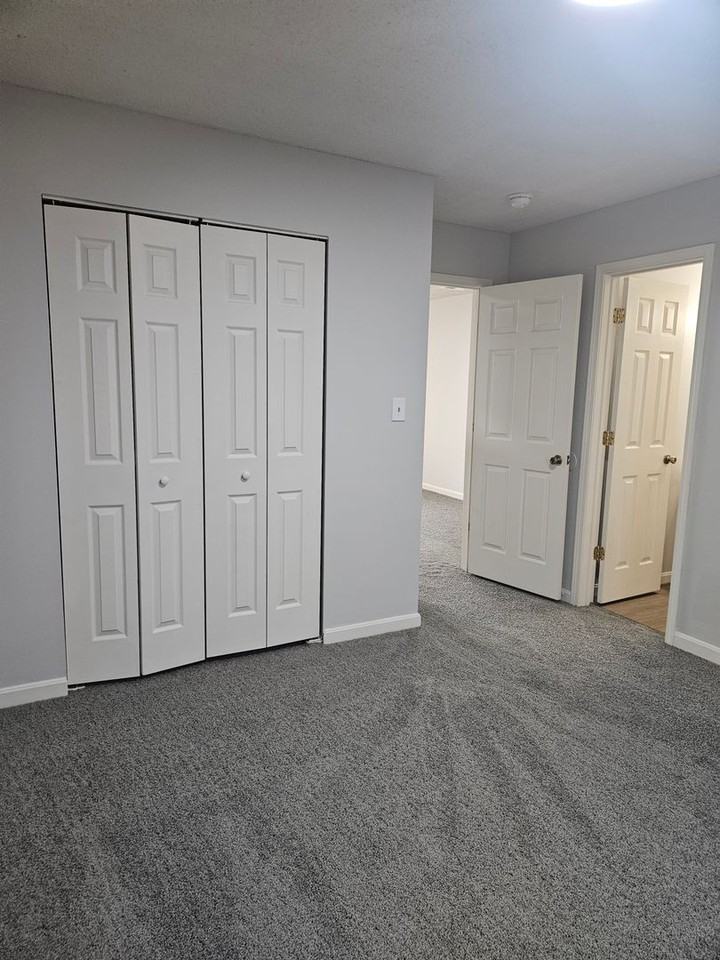 409 Green Valley Dr #46 - Photo 3 of 6