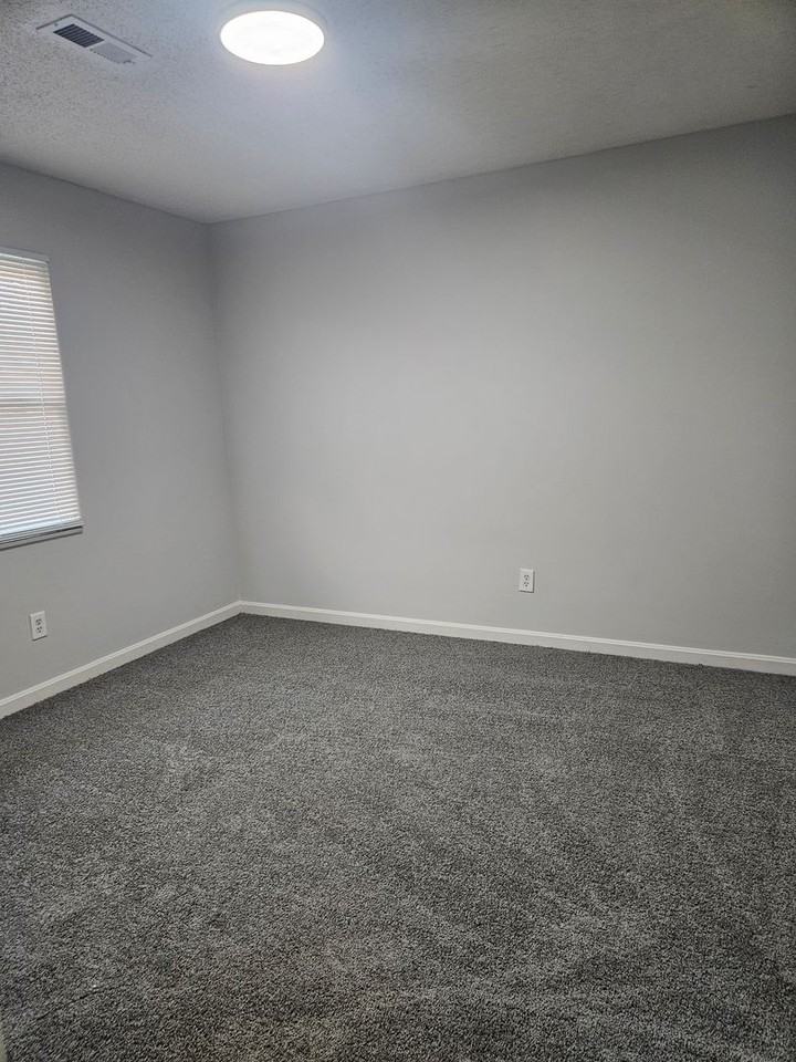 409 Green Valley Dr #46 - Photo 6 of 6