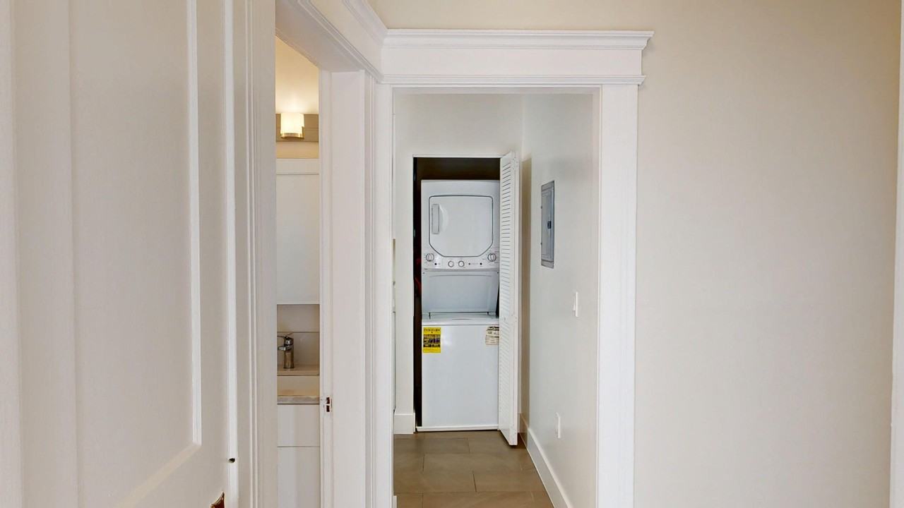 1401 Jones Street - Photo 4 of 19