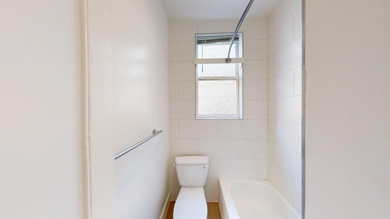 1401 Jones Street - Photo 5 of 19