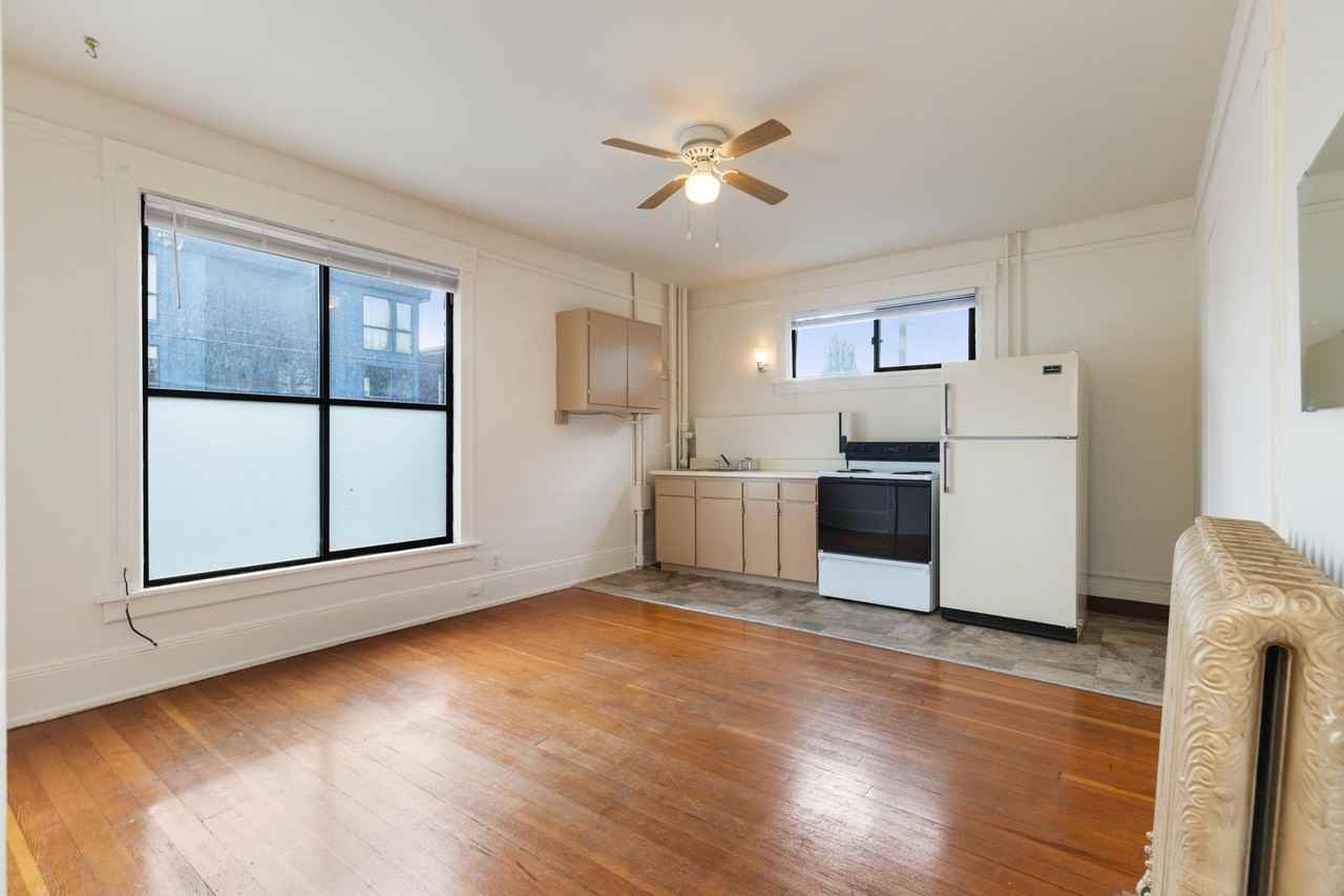 Capitola Apartments - Photo 7 of 13