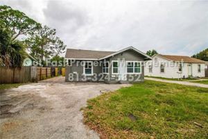 featured image of 226 Sw Lincoln Cir N #B