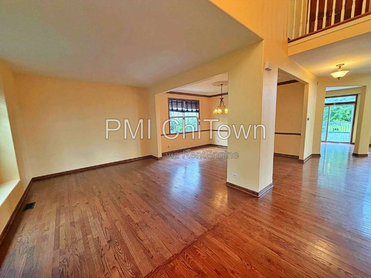 2050 Rockland Dr - Photo 4 of 33