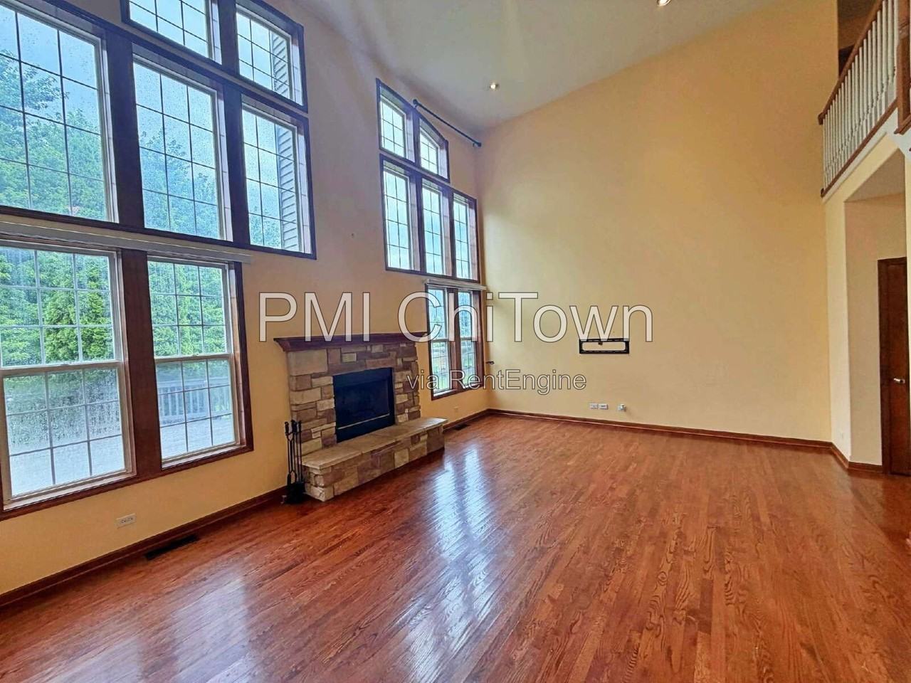 2050 Rockland Dr - Photo 7 of 33