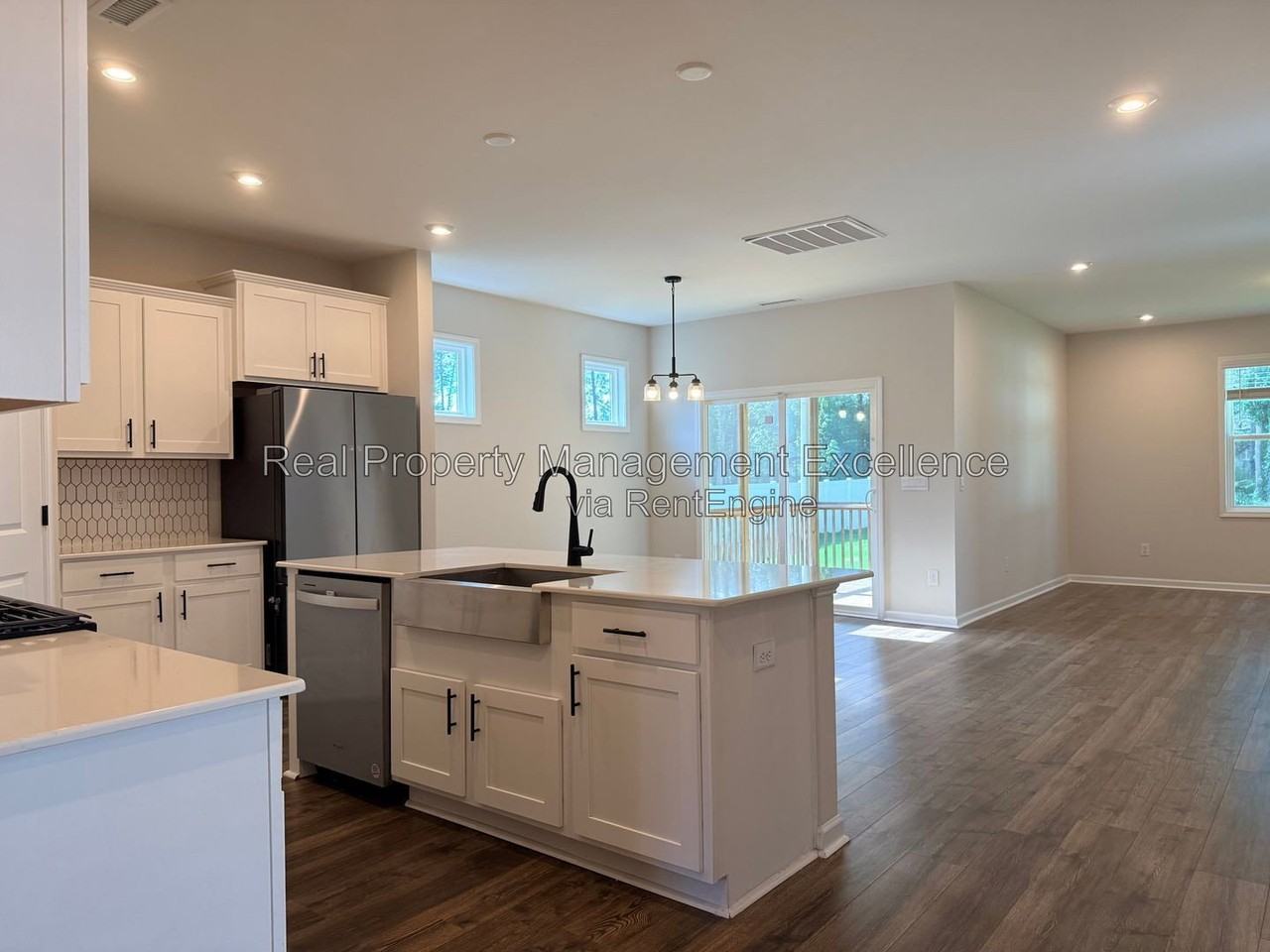 101 Brody Pine Way - Photo 3 of 50
